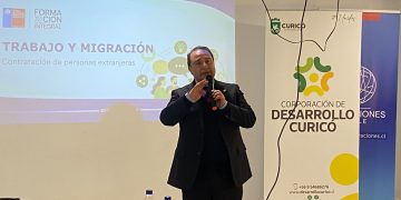 Dan a conocer en Curicó informaciones para contratar trabajadores migrantes en la temporada agrícola