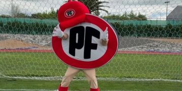 Señor PF convoca a más de 30 corpóreos para un partido de fútbol en Talca