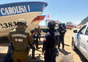 Carabineros y Armada refuerzan controles preventivos en el puerto de Constitución
