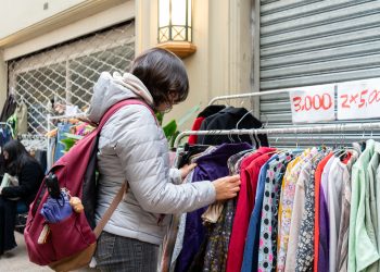 Feria Drop celebra su décima edición con gran venta de clóset en pleno centro de Talca