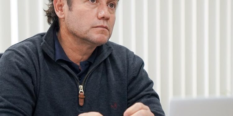 Gobierno del Maule analiza sumar reconstrucción mamaria al convenio de listas de espera  
