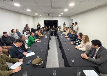 Gobernador del Maule articula mesa de trabajo para mejorar la seguridad y el transporte de estudiantes de educación superior