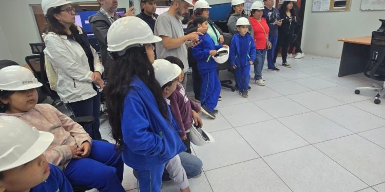 Del Maule a las nubes: Proyecto Globo llevará a estudiantes de una escuela rural de Talca a explorar la estratósfera
