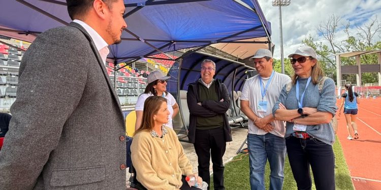 Vicepresidenta de World Athletics visita Talca en el marco de las III Olimpiadas Docere 2026
