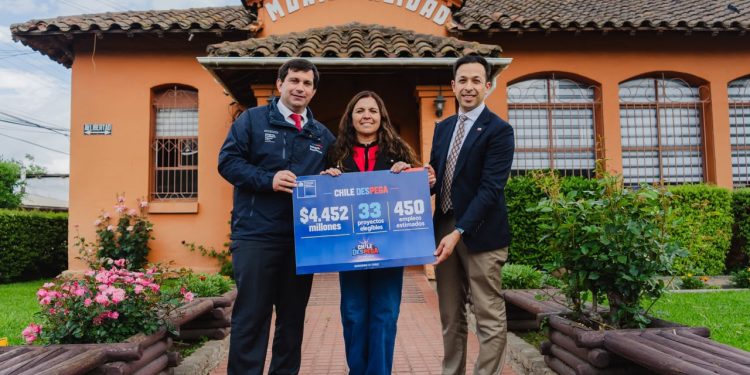 Gobierno anuncia inversión de más de $102 millones para construir plaza en Hualañé