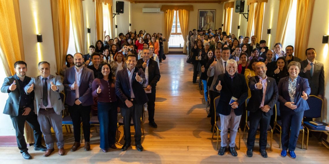 Llevan desafíos de empresas maulinas a las aulas para crear soluciones aplicadas