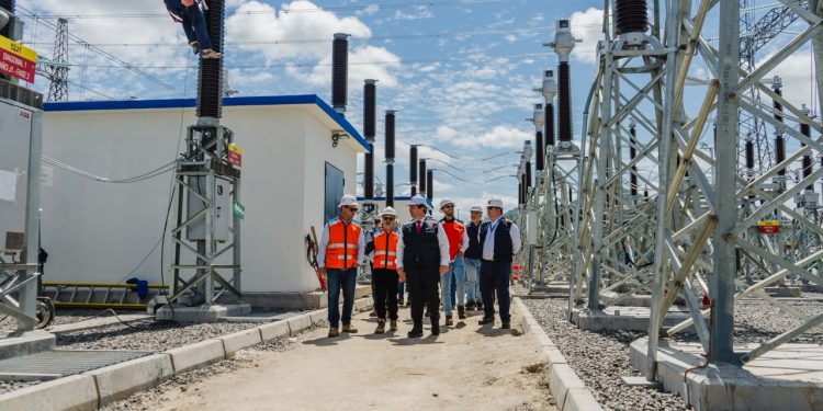 Autoridades visitan avance de construcción de subestación Mataquito en Hualañé