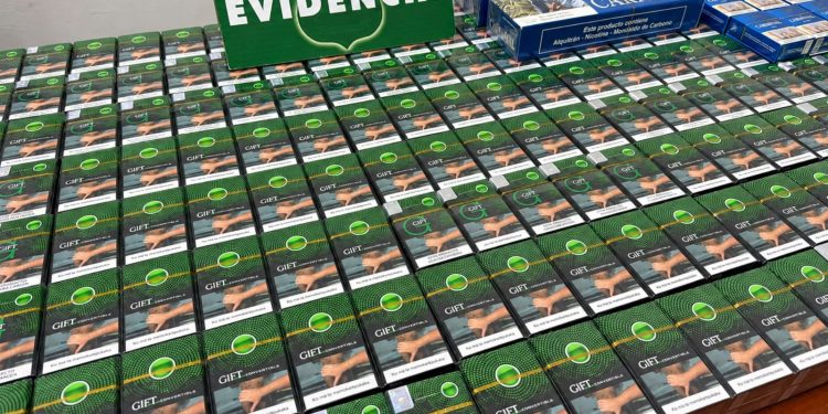 Carabineros incautó 400 cajetillas de cigarrillos de contrabando en centro de Talca